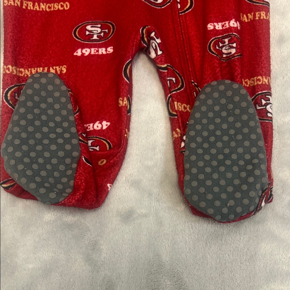 San Francisco 49ers NFL Red Kids Footed Pajamas Size 6/9M Football Game Team - Picture 6 of 8